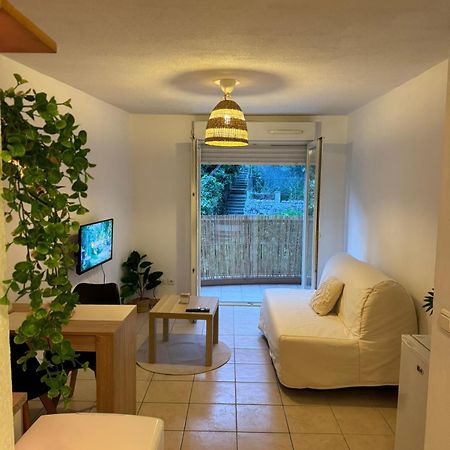 Studio Confortable Avec Vue Nisa Exterior foto